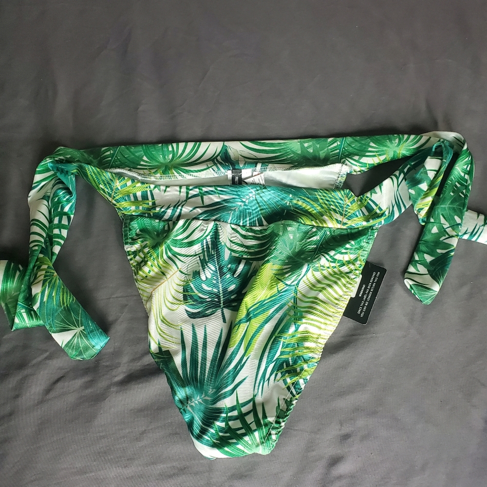 Pretty Little Thing Bikini Bottom